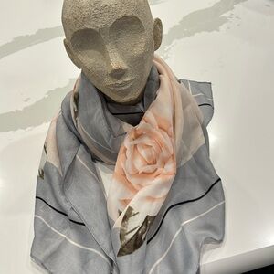 Gorgeous Landry silky scarf with roses in pink gray and black!